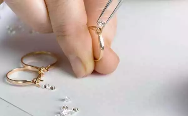 شناخت پایه جواهر راهی برای طراحی اختصاصی طلا و جواهر!